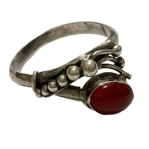 Ring - Red Jasper Cabochon in Sterling - Picture 1 of 6